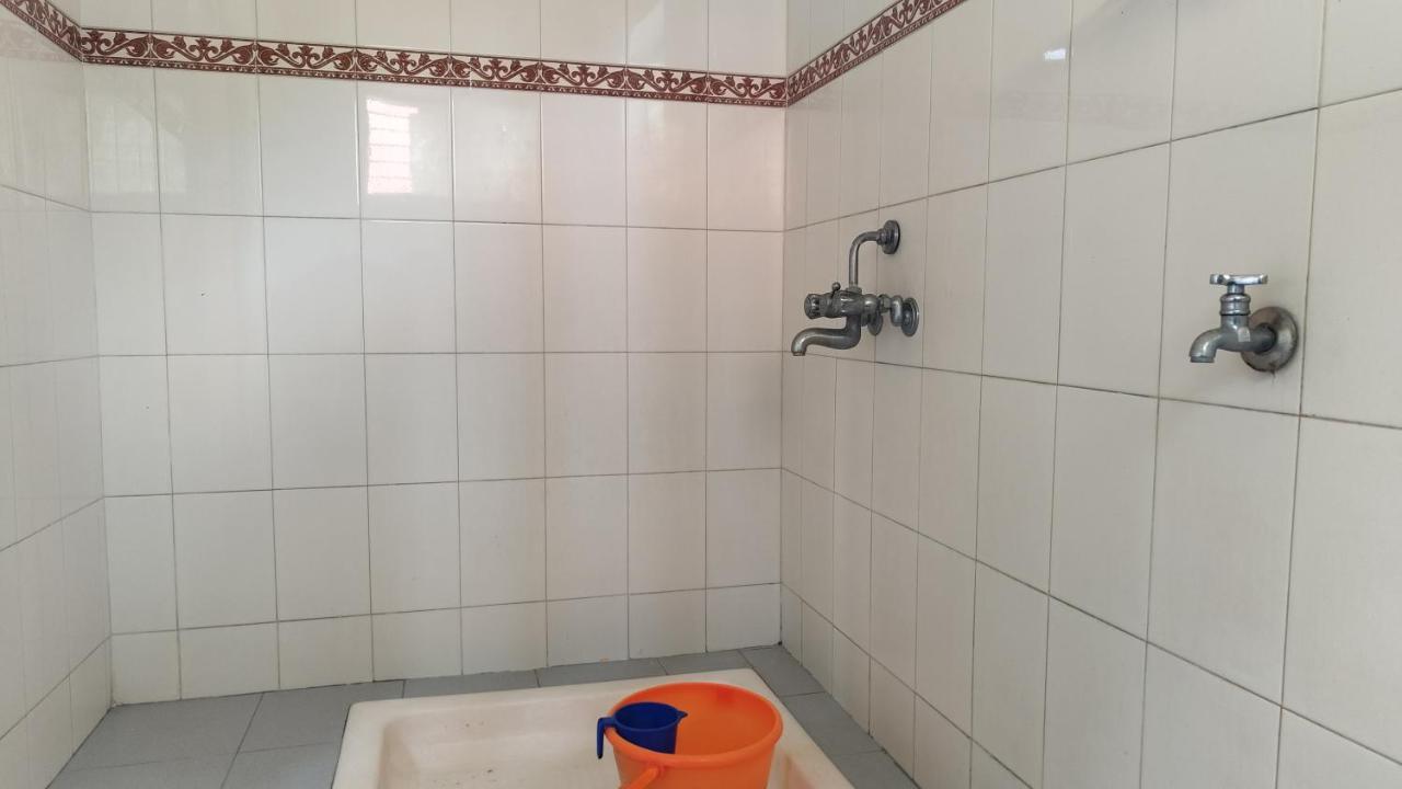 Hotel Greenland Thiruvananthapuram Екстериор снимка