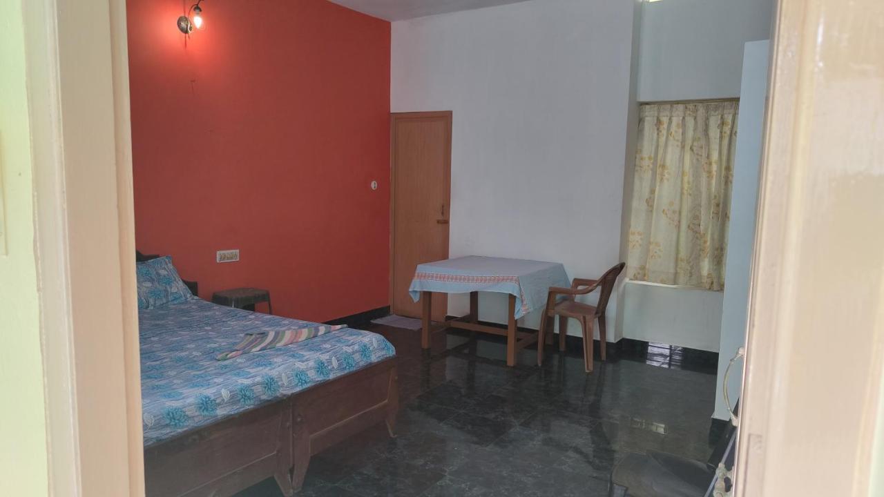 Hotel Greenland Thiruvananthapuram Екстериор снимка