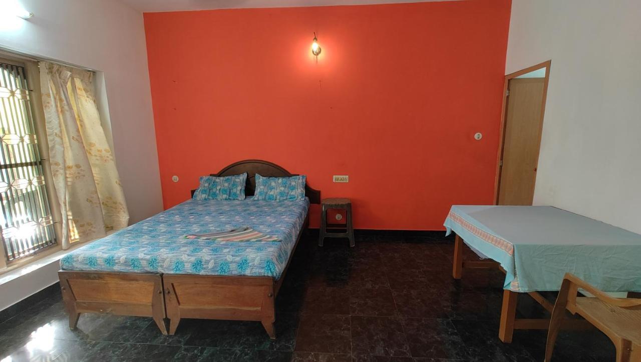 Hotel Greenland Thiruvananthapuram Екстериор снимка