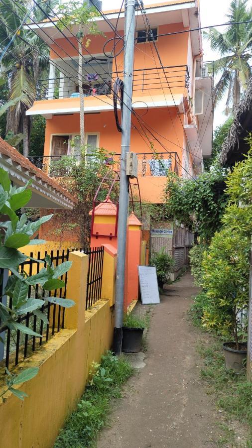 Hotel Greenland Thiruvananthapuram Екстериор снимка
